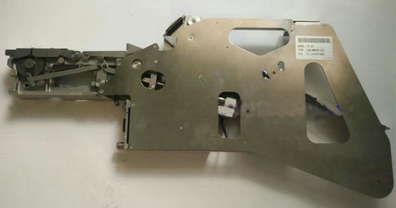 কেনা সিলভার রঙ মেটাল শ্রীমতি ফিডার LG4-M6A00-00 আইপুল 24mm ফীডার জন্য কারখানা অনলাইনে উৎপাদন